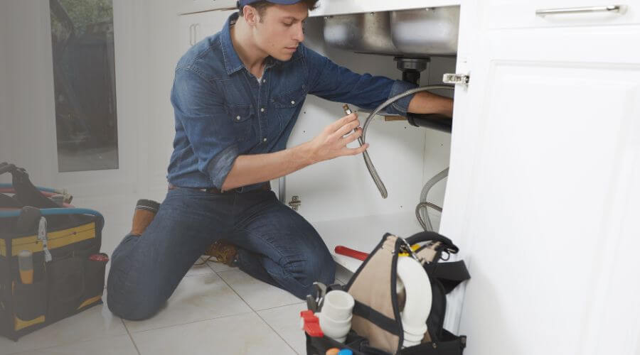 Professional Leak Detection Services in Dyersville, IA